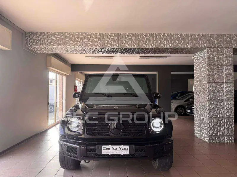 2024 Mercedes Benz G 400