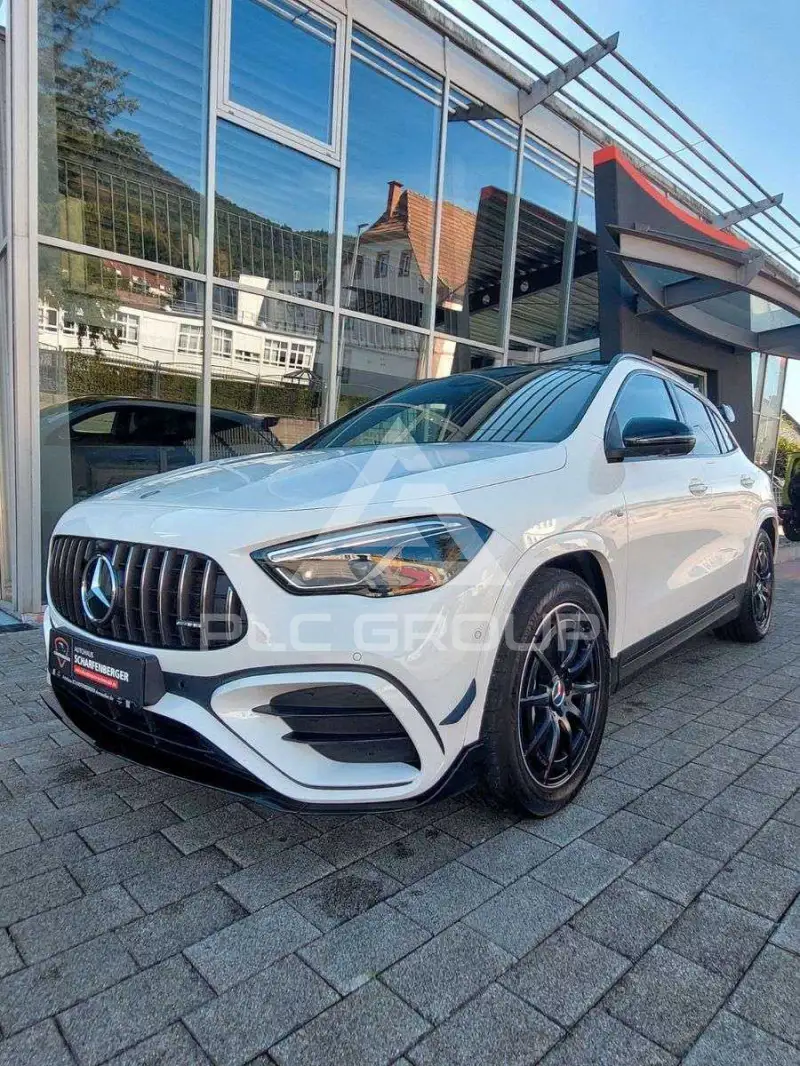 2024 Mercedes Benz GLA 35 AMG