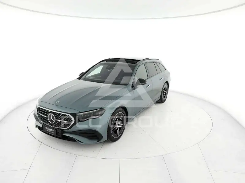 2024 Mercedes Benz E 300
