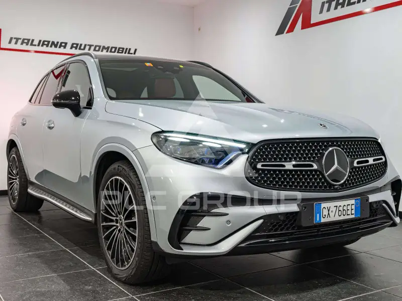 2024 Mercedes Benz GLC 300