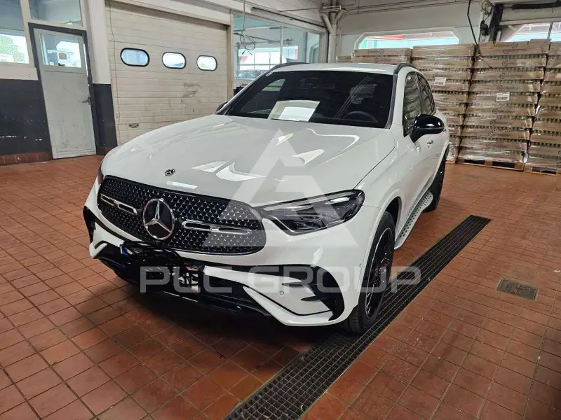 2024 Mercedes Benz GLC 300