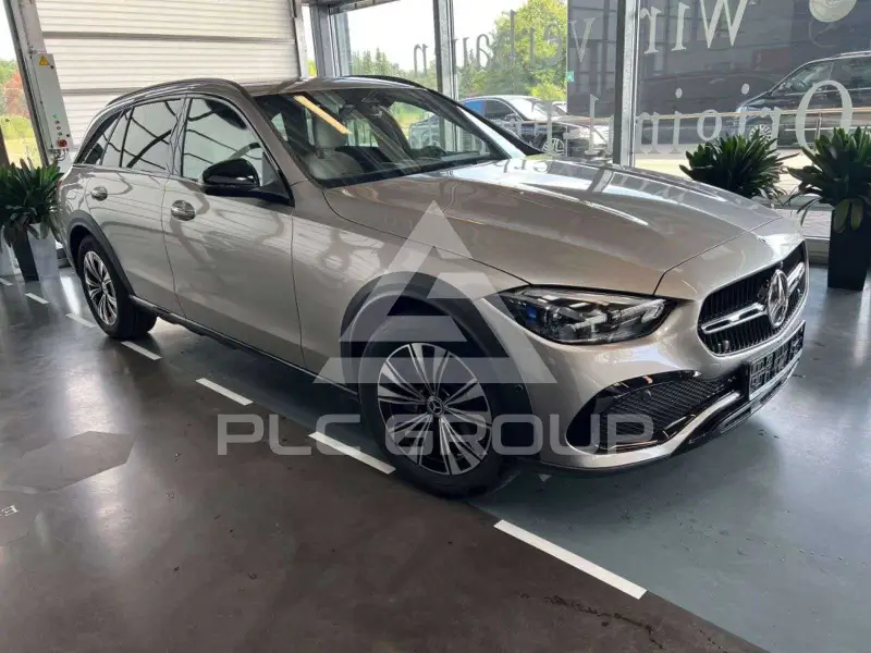2024 Mercedes Benz C 220