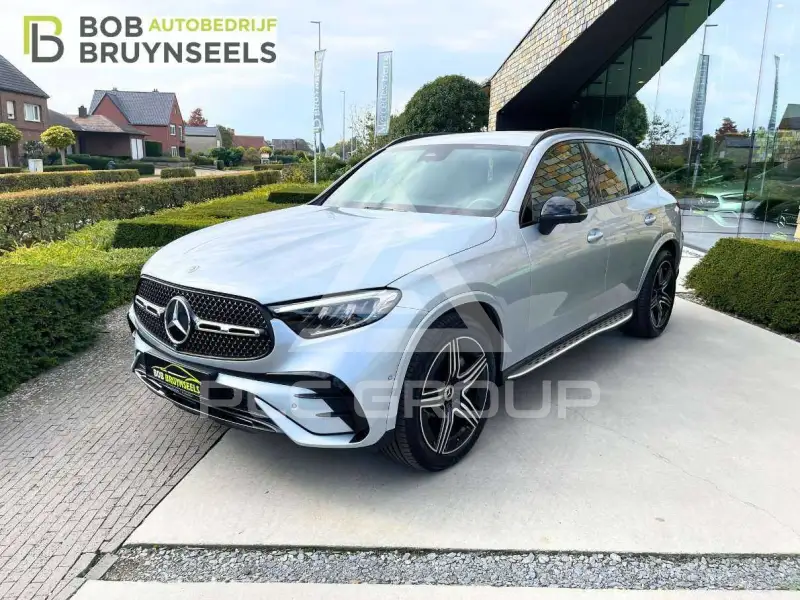 2024 Mercedes Benz GLC 200