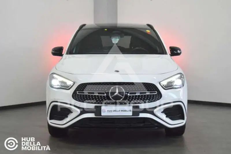 2024 Mercedes Benz GLA 200