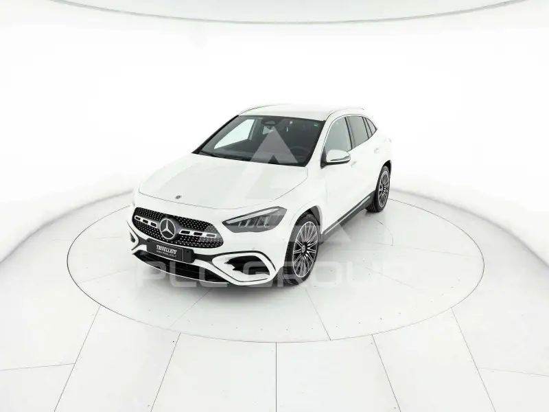 2024 Mercedes Benz GLA 200