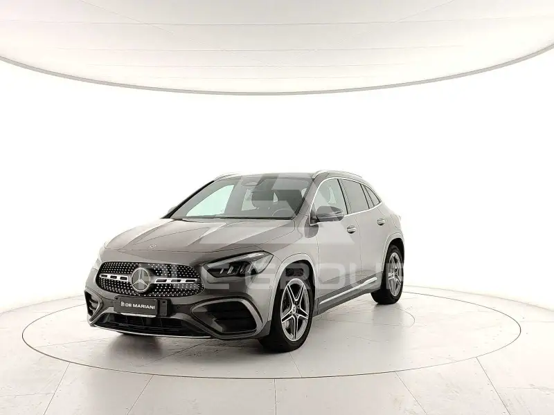 2024 Mercedes Benz GLA 200