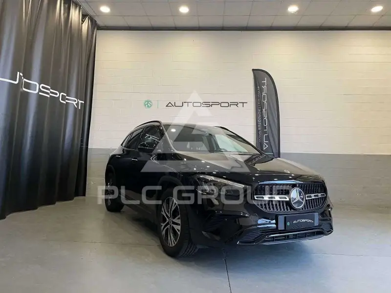 2024 Mercedes Benz GLA 200