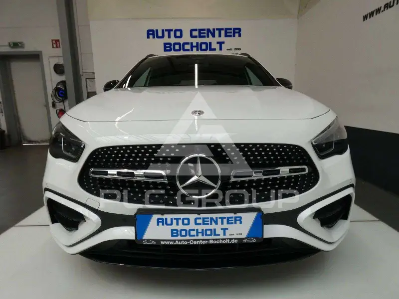 2024 Mercedes Benz GLA 200