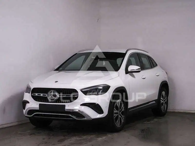 2024 Mercedes Benz GLA 200