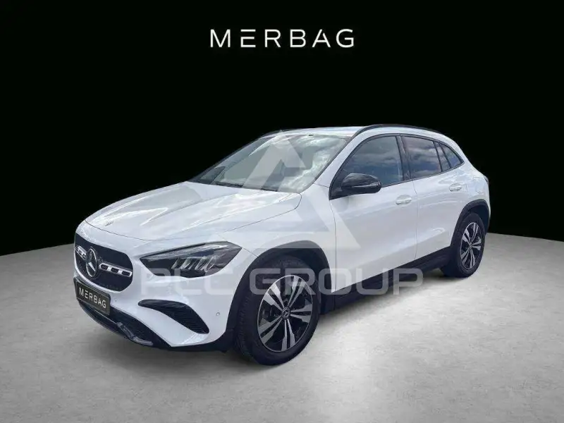 2024 Mercedes Benz GLA 220