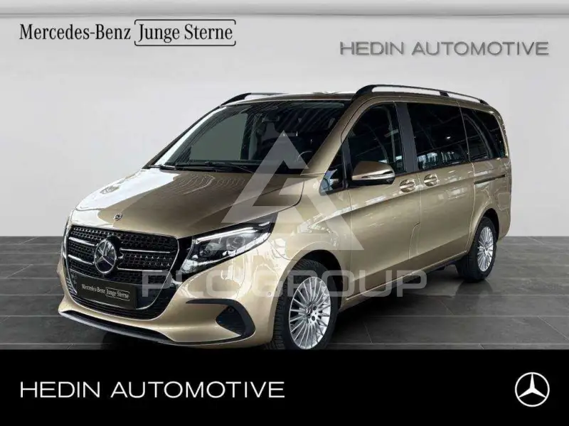2024 Mercedes Benz V 220