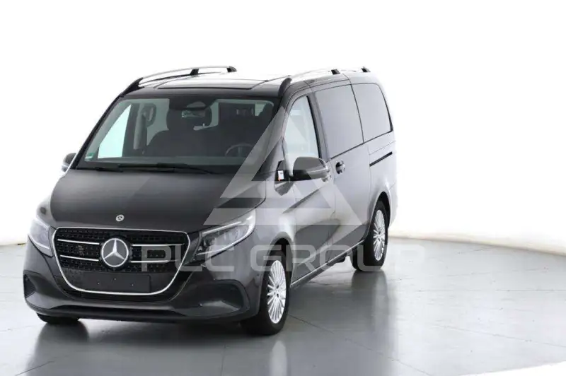 2024 Mercedes Benz V 220