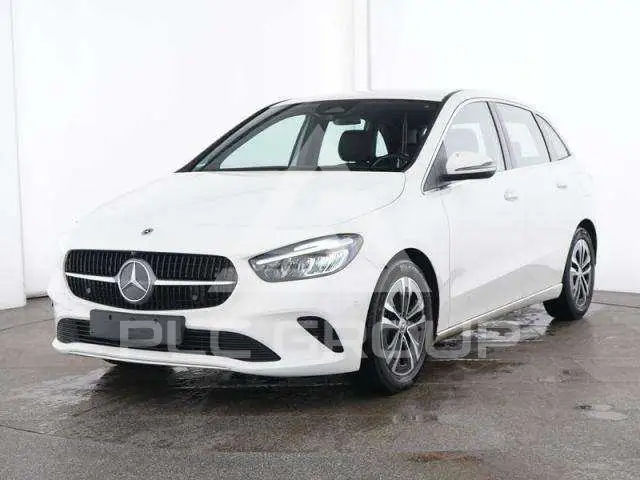 2024 Mercedes Benz B 180