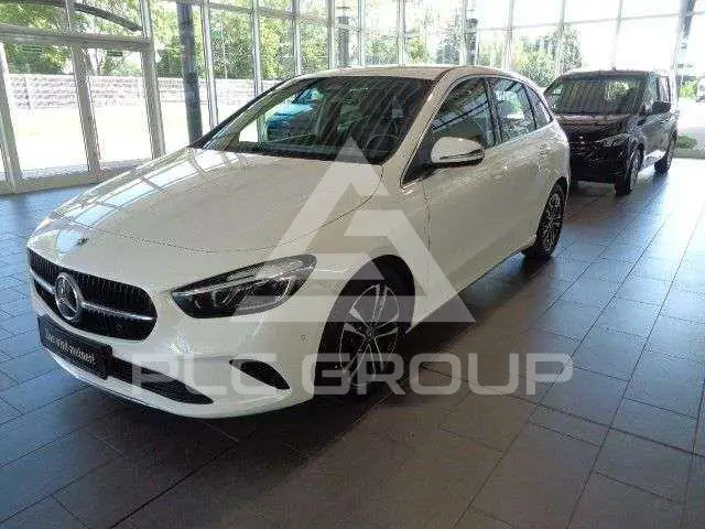 2024 Mercedes Benz B 180