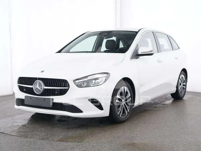 2024 Mercedes Benz B 180