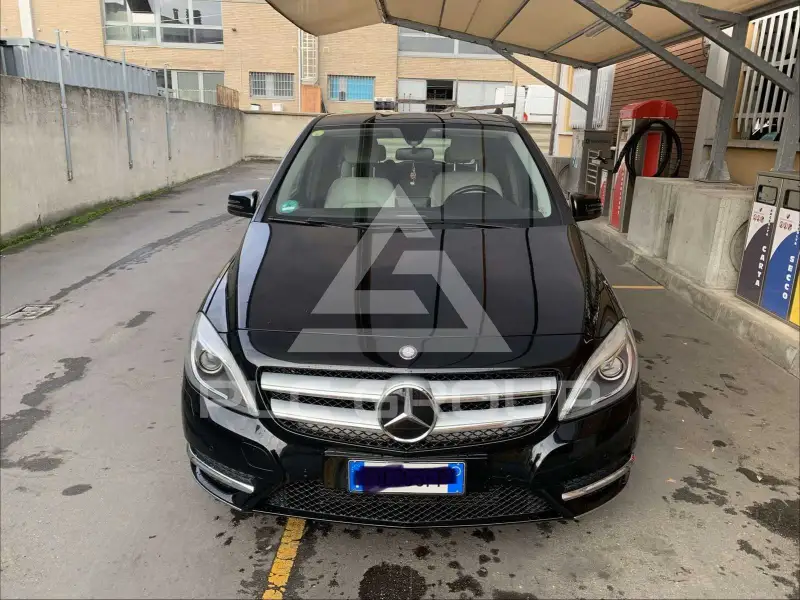 2024 Mercedes Benz B 180