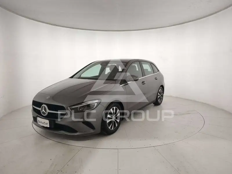 2024 Mercedes Benz B 180