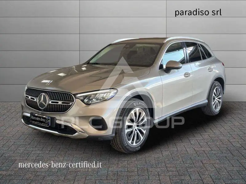 2024 Mercedes Benz GLC 220
