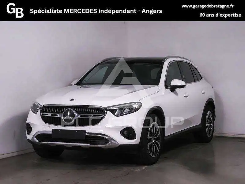 2024 Mercedes Benz GLC 220