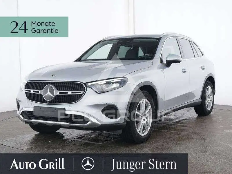 2024 Mercedes Benz GLC 220