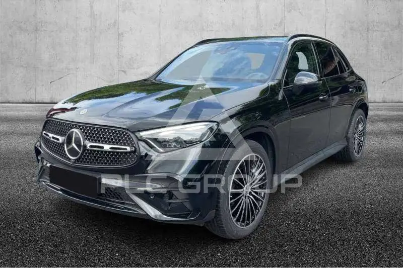 2024 Mercedes Benz GLC 220