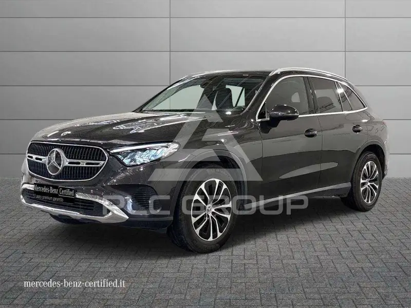 2024 Mercedes Benz GLC 220
