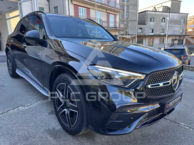 2024 Mercedes Benz GLC 220