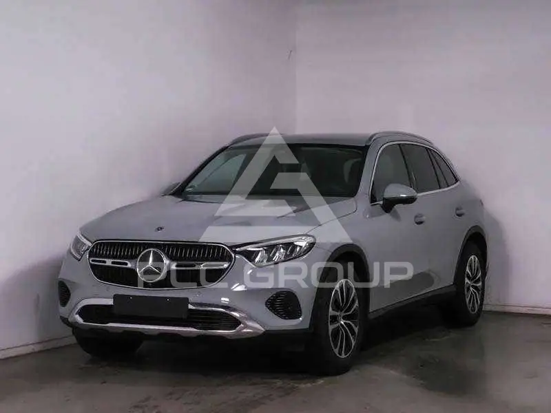 2024 Mercedes Benz GLC 220