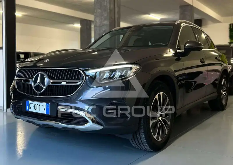 2024 Mercedes Benz GLC 220