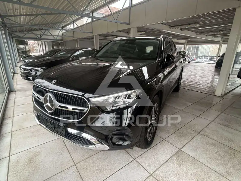 2024 Mercedes Benz GLC 220