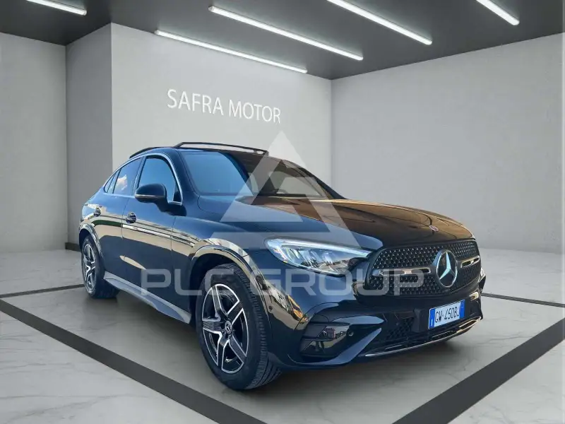 2024 Mercedes Benz GLC 220