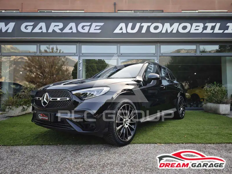 2024 Mercedes Benz GLC 220