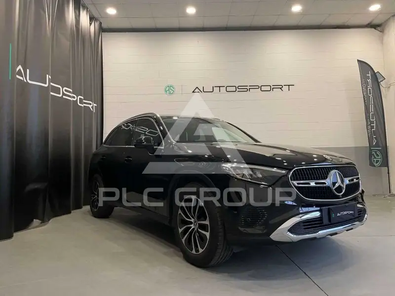 2024 Mercedes Benz GLC 220