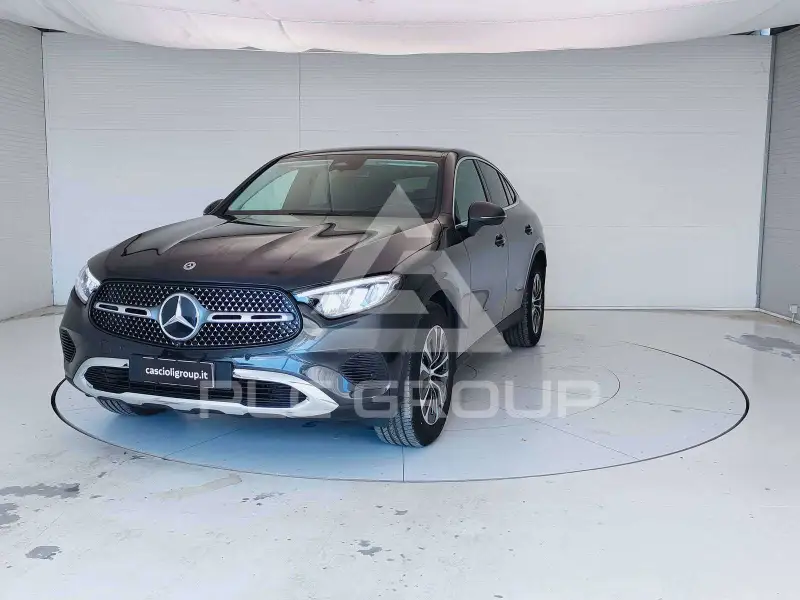 2024 Mercedes Benz GLC 220