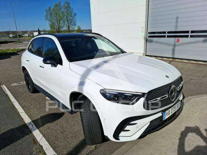 2024 Mercedes Benz GLC 400