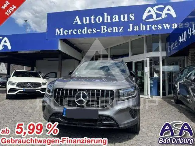 2024 Mercedes Benz GLB 220