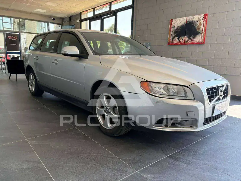 2024 Volvo V70