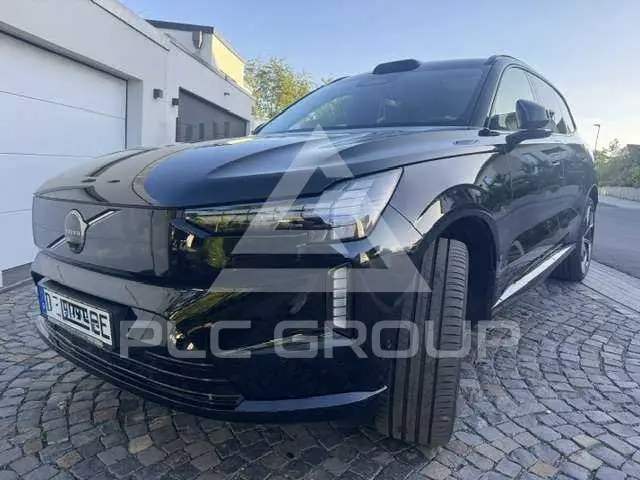2024 Volvo EX 90
