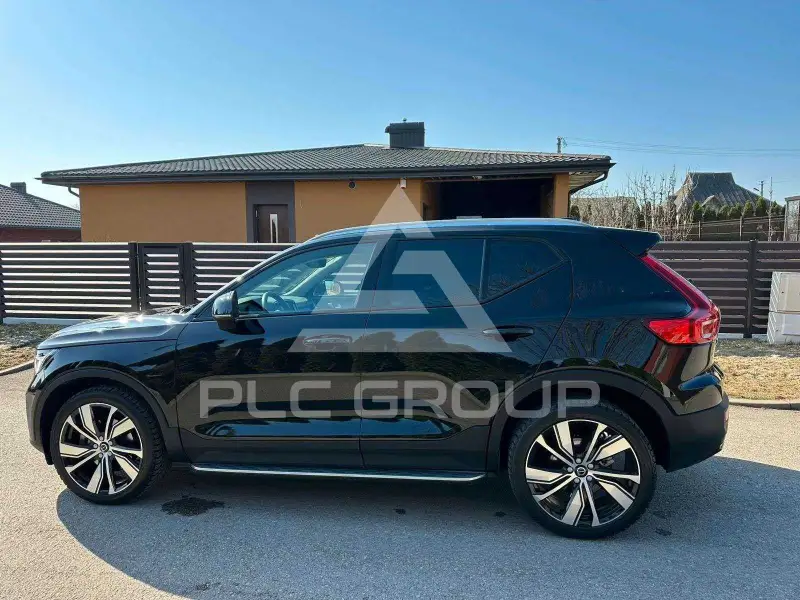 2024 Volvo XC40