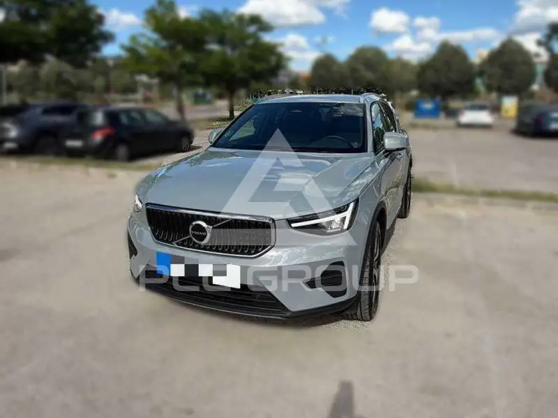 2024 Volvo XC40