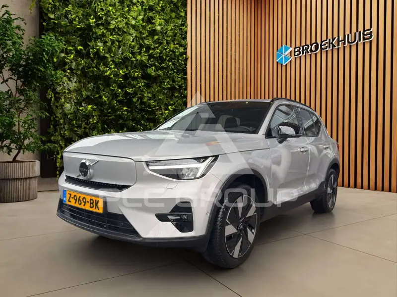 2024 Volvo EX 40