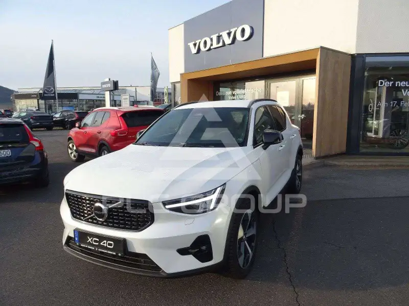 2024 Volvo XC40