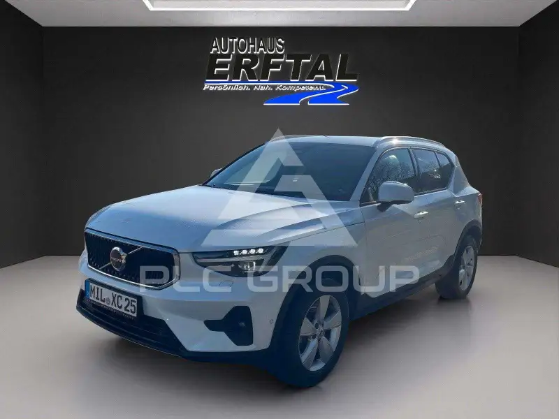 2024 Volvo XC40
