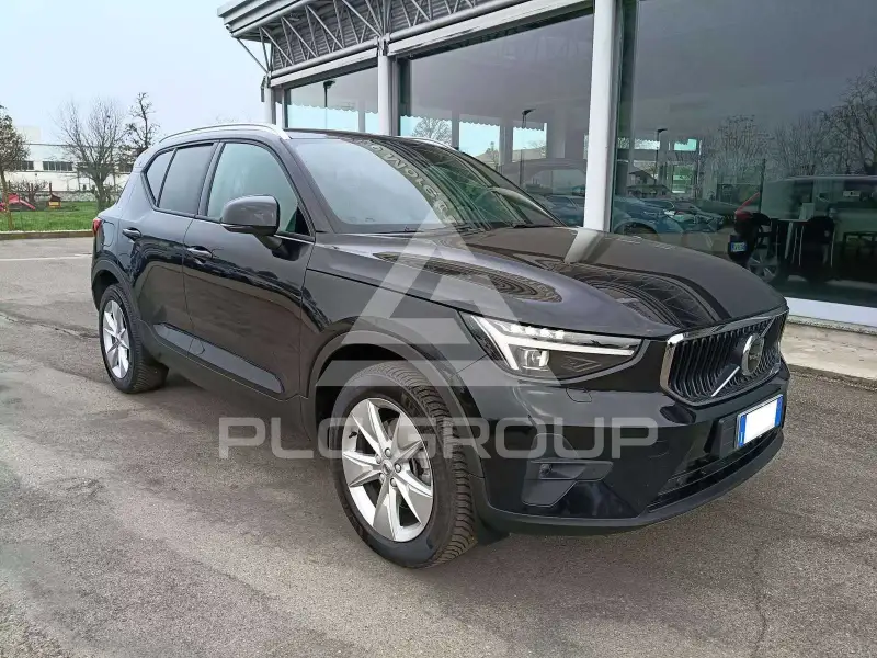 2024 Volvo XC40