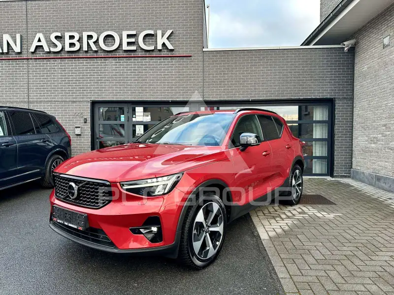 2024 Volvo XC40