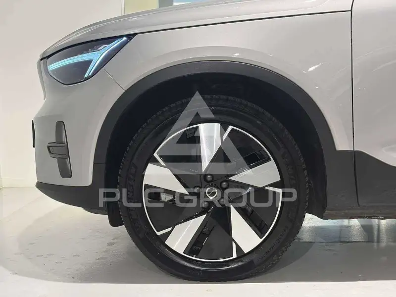 2024 Volvo C40 P8 Rec
