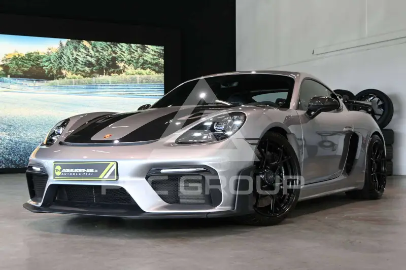 2024 Porsche 718