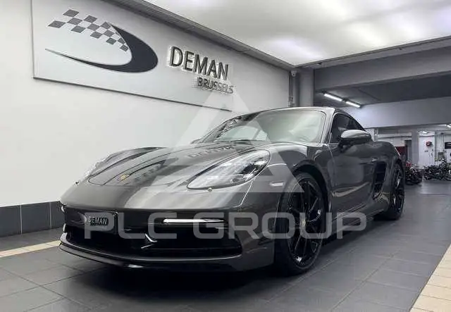 2024 Porsche 718