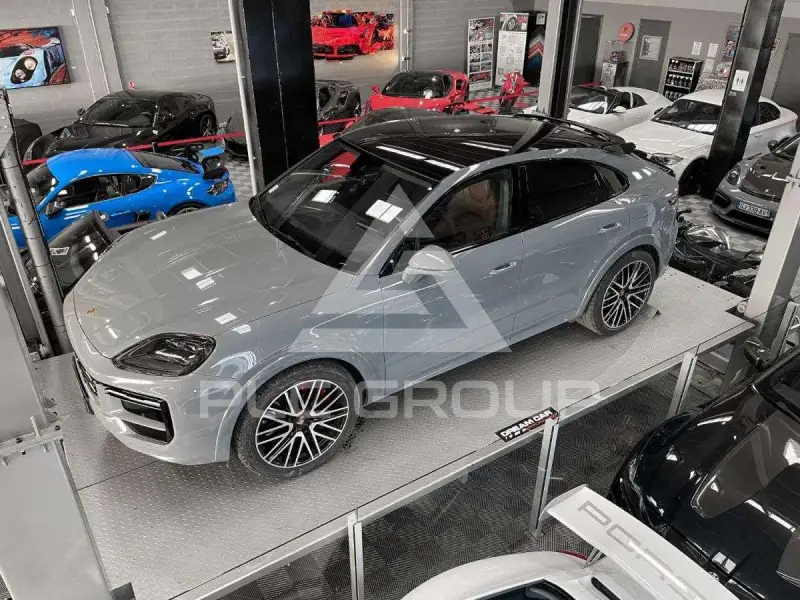 2024 Porsche Cayenne