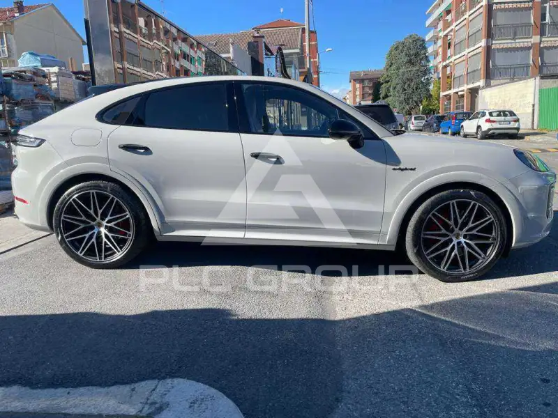 2024 Porsche Cayenne